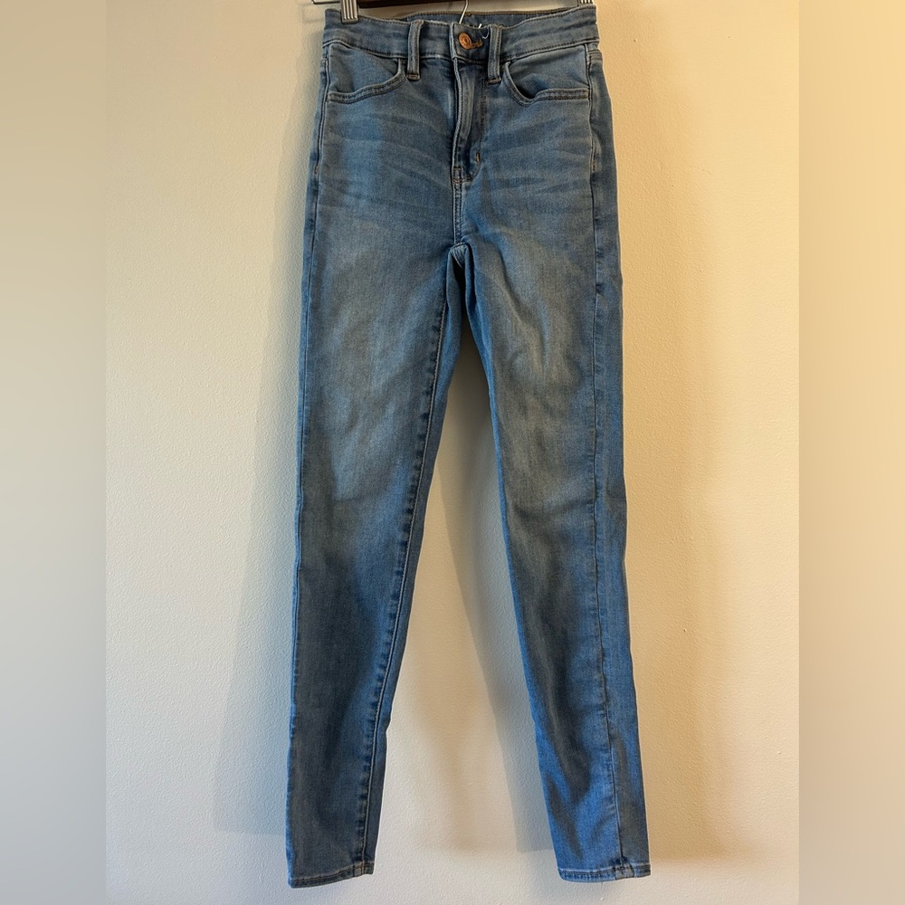 AE Classic “Super Hi-Rise Jeggings”